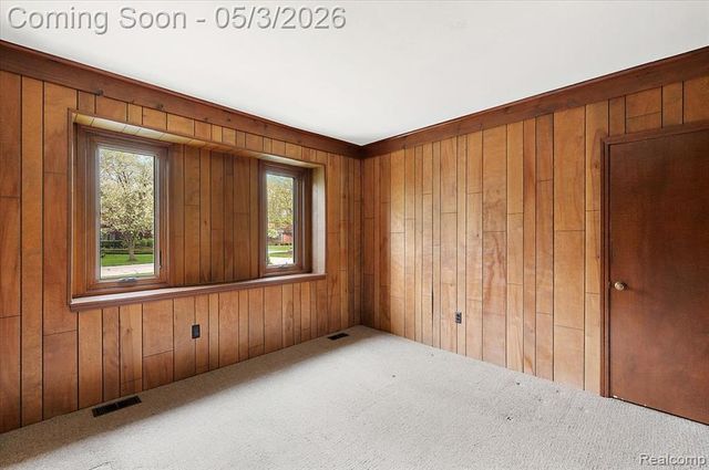 4821 School Bell Lane, Bloomfield Hills, MI 48301