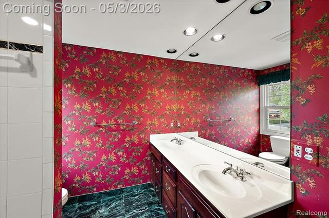4821 School Bell Lane, Bloomfield Hills, MI 48301
