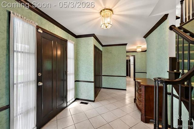 4821 School Bell Lane, Bloomfield Hills, MI 48301
