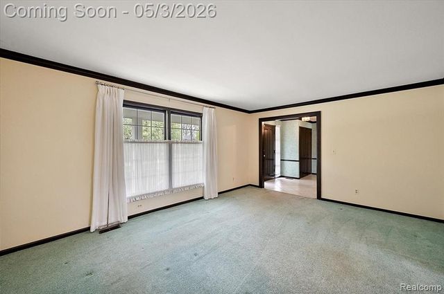 4821 School Bell Lane, Bloomfield Hills, MI 48301