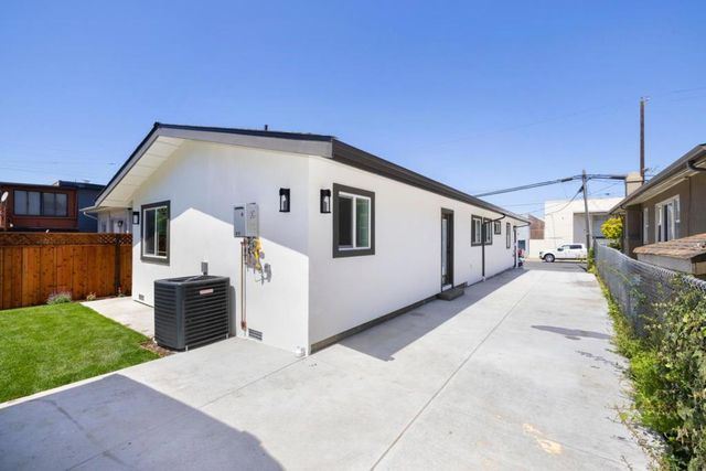 936 Camelia Street, Berkeley, CA 94710