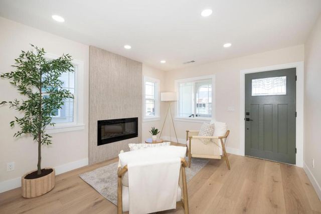 936 Camelia Street, Berkeley, CA 94710