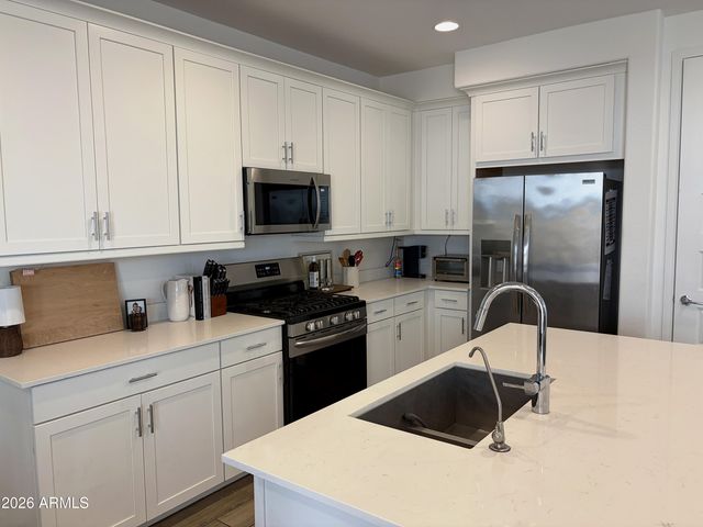 664 S Melvin Street, Gilbert, AZ 85296