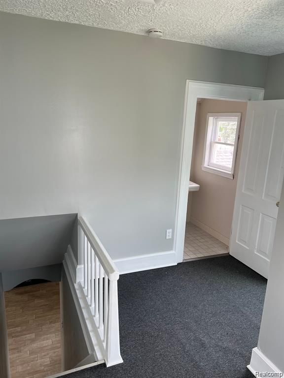 214 S Main Street, Almont, MI 48003