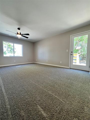 813 Sandy Lane, Espanola, NM 87532