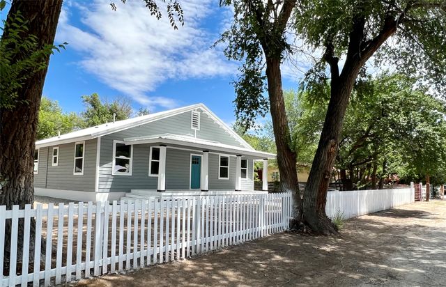 813 Sandy Lane, Espanola, NM 87532