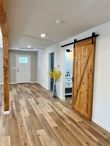 813 Sandy Lane, Espanola, NM 87532