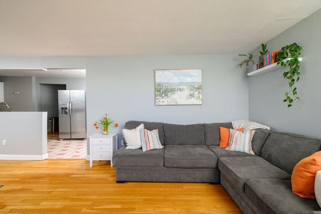 7 Dorchester St 3, Quincy, MA 02171
