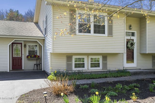 354 Bogden Road, Broadalbin, NY 12025