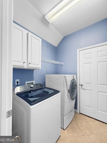 6 Greenview Drive, Newnan, GA 30265