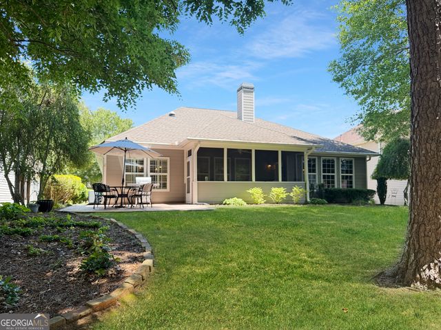 6 Greenview Drive, Newnan, GA 30265