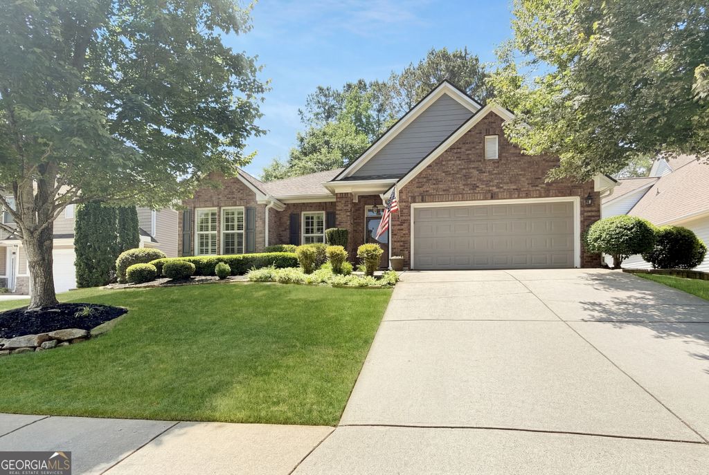 6 Greenview Drive, Newnan, GA 30265