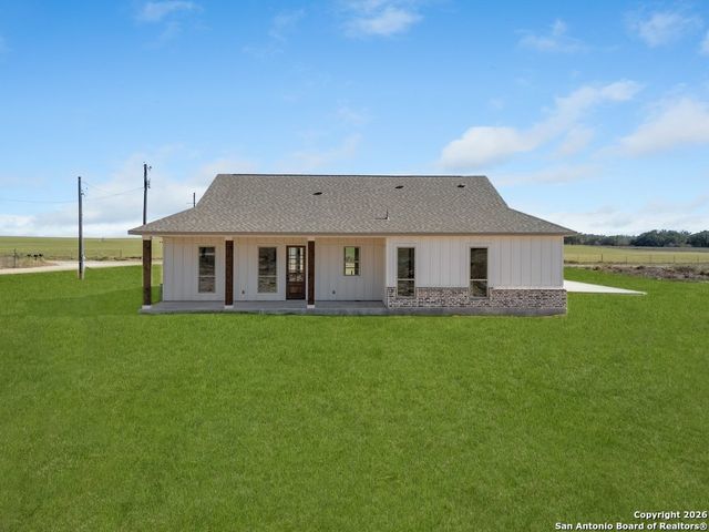 681 Eichman Rd, Poteet, TX 78065
