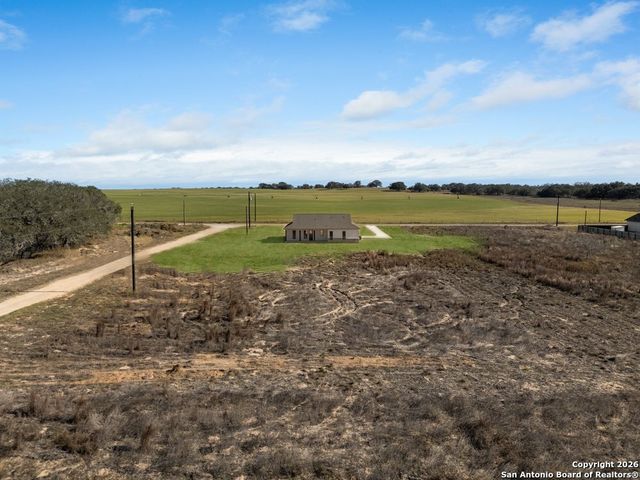 681 Eichman Rd, Poteet, TX 78065