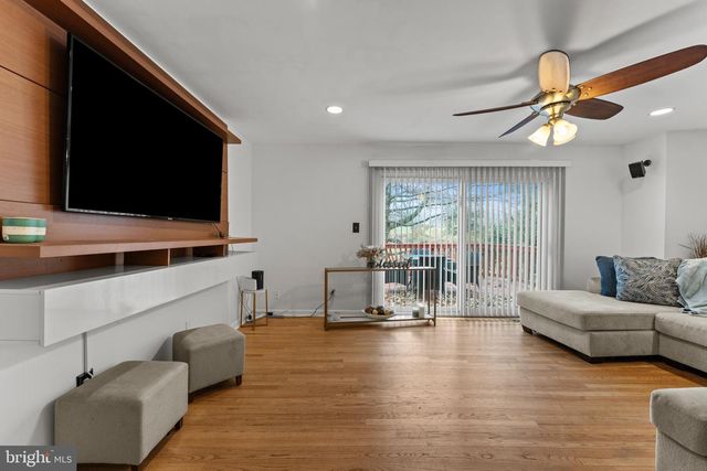 2647 EBONY RD, Parkville, MD 21234