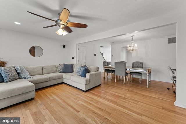 2647 EBONY RD, Parkville, MD 21234