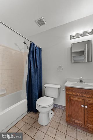 2647 EBONY RD, Parkville, MD 21234