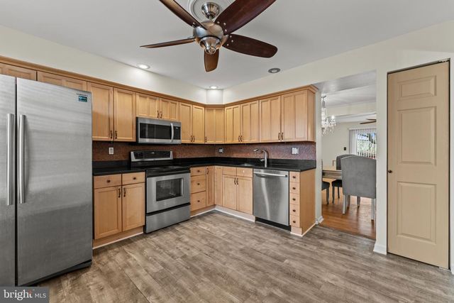 2647 EBONY RD, Parkville, MD 21234