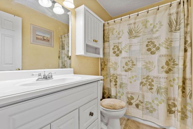 2229 Teardrop Avenue, 35E, Columbus, OH 43235