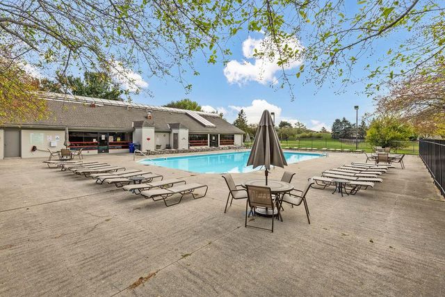 2229 Teardrop Avenue, 35E, Columbus, OH 43235