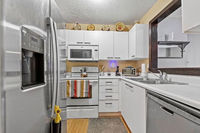 2229 Teardrop Avenue, 35E, Columbus, OH 43235