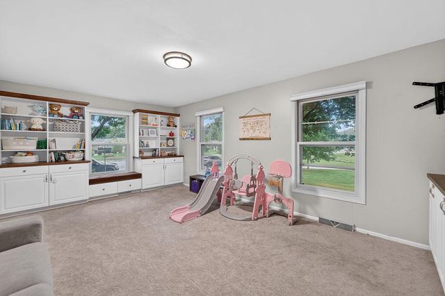 1001 W Blackhawk DRIVE, Fort Atkinson, WI 53538