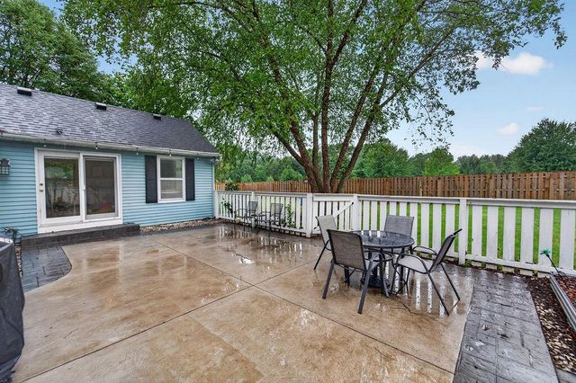 1001 W Blackhawk DRIVE, Fort Atkinson, WI 53538