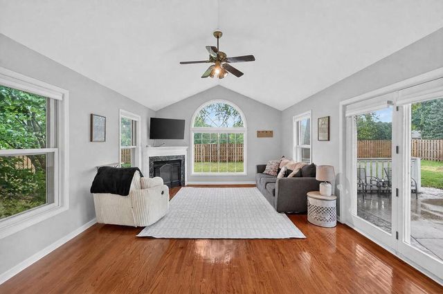 1001 W Blackhawk DRIVE, Fort Atkinson, WI 53538