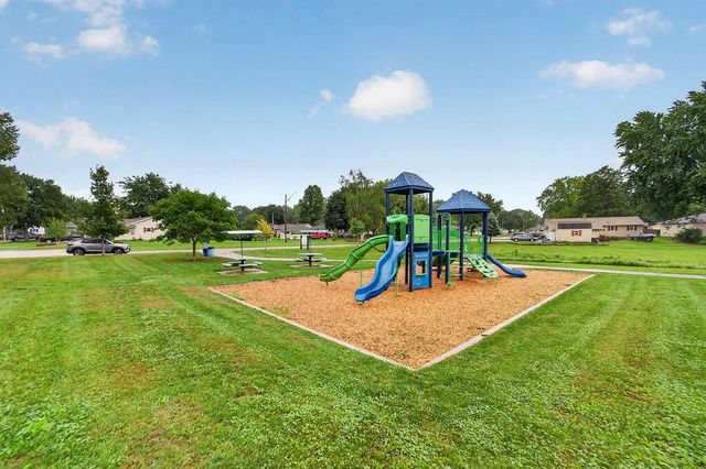 1001 W Blackhawk DRIVE, Fort Atkinson, WI 53538
