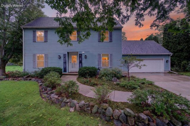 1001 W Blackhawk DRIVE, Fort Atkinson, WI 53538