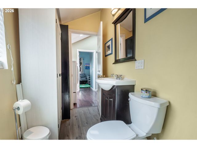 60 E 30TH Ave, Eugene, OR 97405