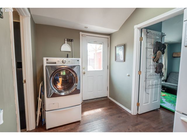 60 E 30TH Ave, Eugene, OR 97405