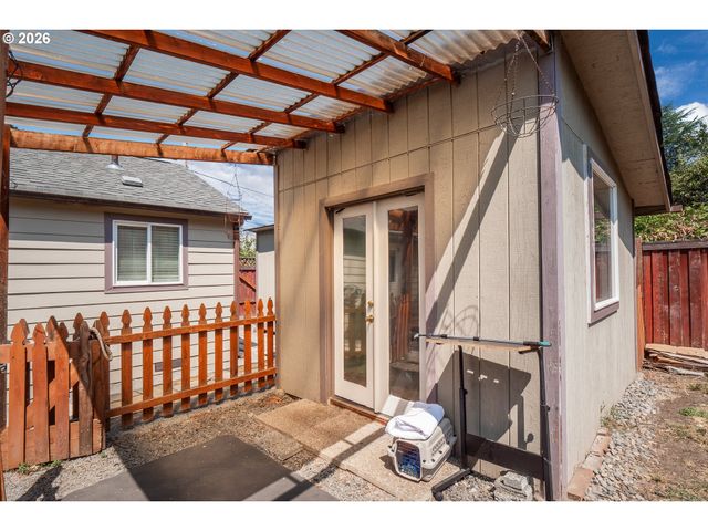 60 E 30TH Ave, Eugene, OR 97405