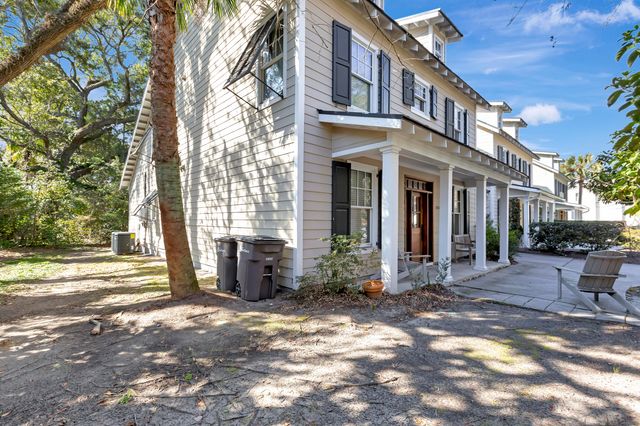 1050 Phillips Park Drive, Mount Pleasant, SC 29464