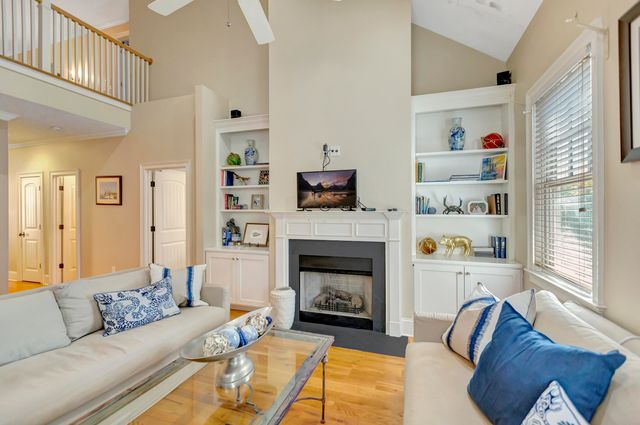 1050 Phillips Park Drive, Mount Pleasant, SC 29464