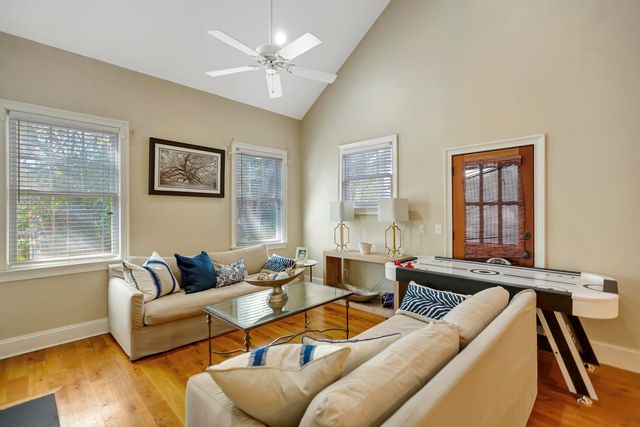 1050 Phillips Park Drive, Mount Pleasant, SC 29464