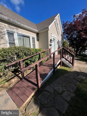 25 KEMPER AVE, Westminster, MD 21157