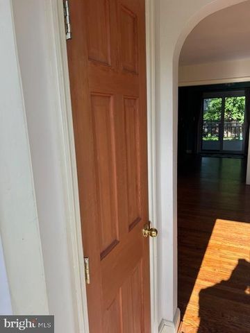 25 KEMPER AVE, Westminster, MD 21157