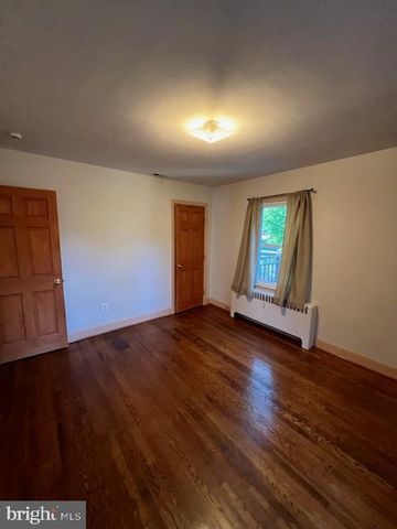 25 KEMPER AVE, Westminster, MD 21157
