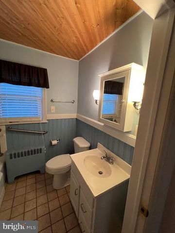 25 KEMPER AVE, Westminster, MD 21157