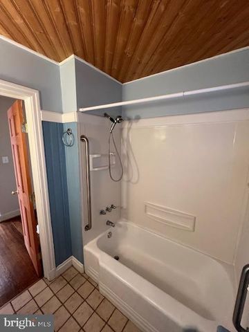 25 KEMPER AVE, Westminster, MD 21157