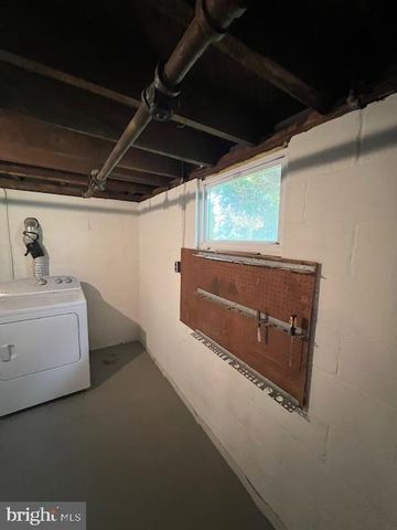 25 KEMPER AVE, Westminster, MD 21157