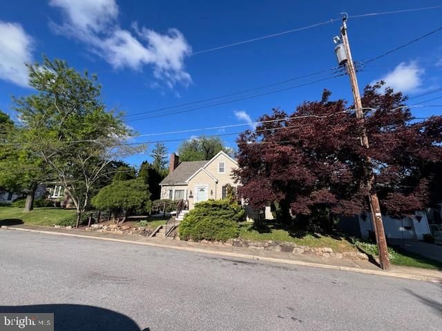 25 KEMPER AVE, Westminster, MD 21157