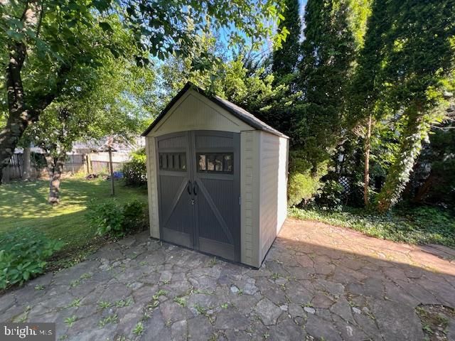 25 KEMPER AVE, Westminster, MD 21157