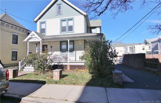 11 Dolsen Place 2ND F, Stamford, CT 06901