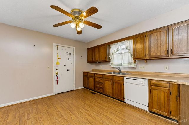 5885 Wade Road, Miami Twp, OH 45150
