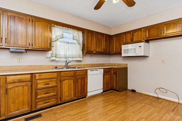 5885 Wade Road, Miami Twp, OH 45150