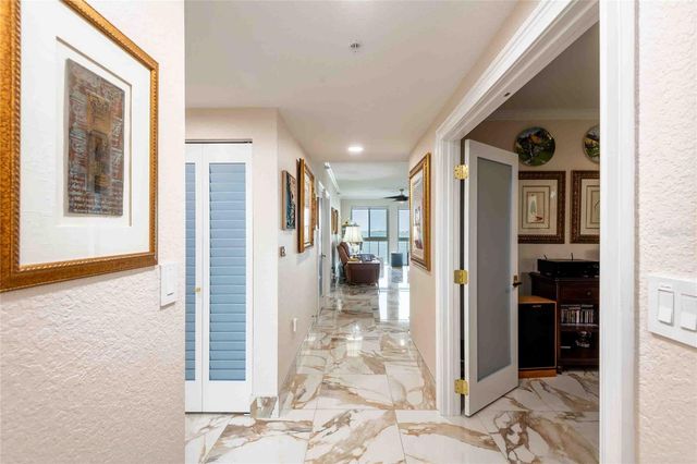 4737 DOLPHIN CAY LANE S 407, St Petersburg, FL 33711