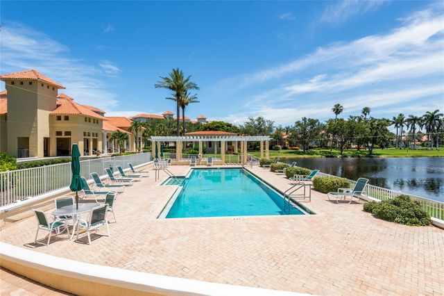 4737 DOLPHIN CAY LANE S 407, St Petersburg, FL 33711