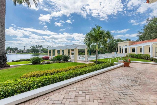 4737 DOLPHIN CAY LANE S 407, St Petersburg, FL 33711